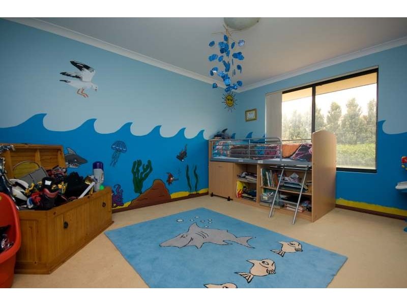 25 Minjah Court, Carramar WA 6031