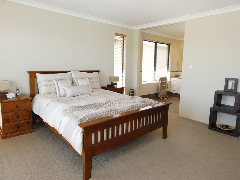 44 Barmouth Loop, Butler WA 6036