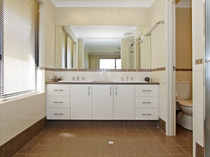44 Barmouth Loop, Butler WA 6036