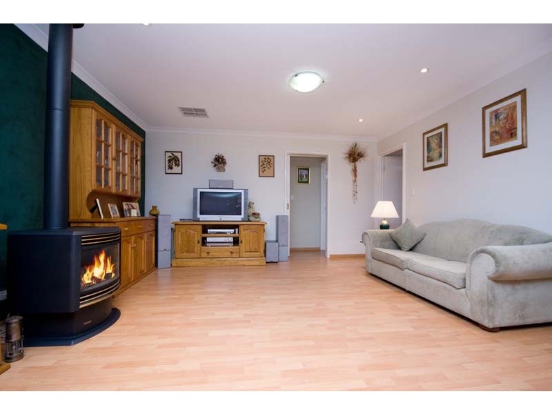 54 Worcester Loop, Butler WA 6036
