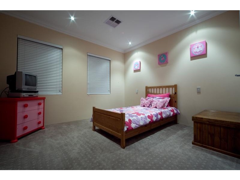 16 Alexandria View, Mindarie WA 6030