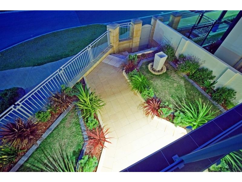 16 Alexandria View, Mindarie WA 6030