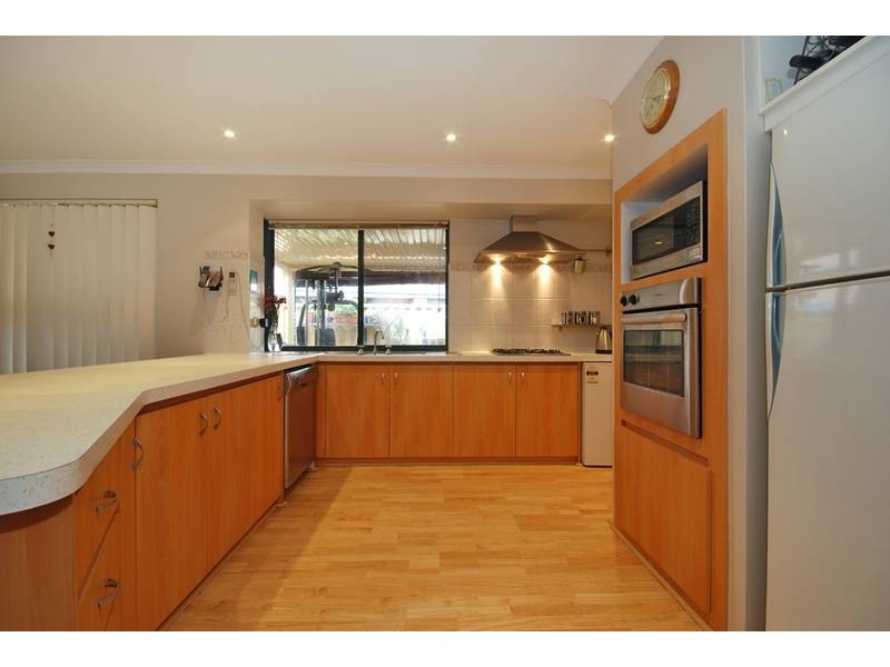 23 Wiltshire Entrance, Butler WA 6036