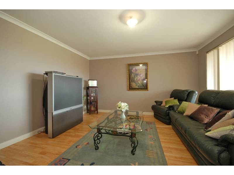 23 Wiltshire Entrance, Butler WA 6036