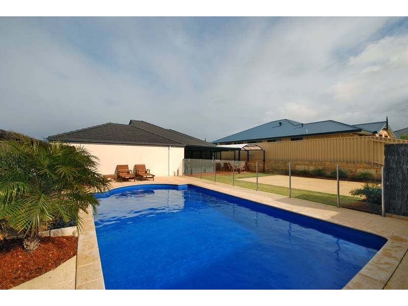 11 Bradman Drive, Butler WA 6036