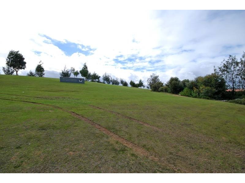 11 Bradman Drive, Butler WA 6036