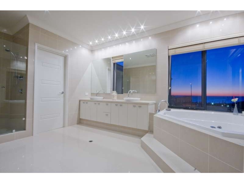 38 Mariners View, Mindarie WA 6030