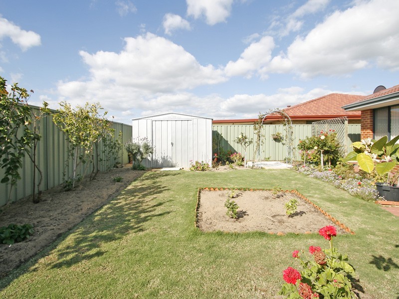 33 Adelong Circuit, Merriwa WA 6030