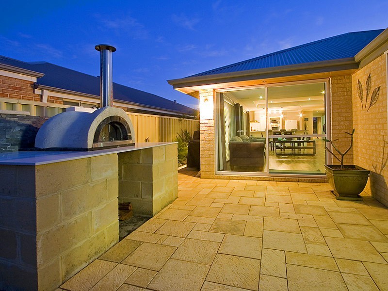 7 Salterforth Road, Butler WA 6036