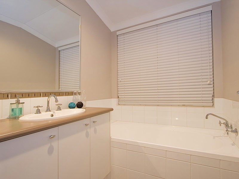 7 Salterforth Road, Butler WA 6036