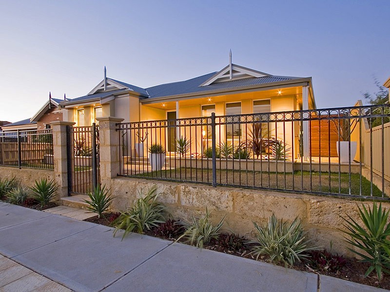 7 Salterforth Road, Butler WA 6036