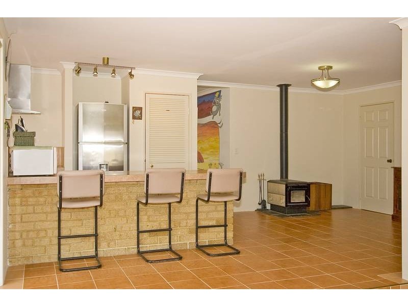 12 Frigate Crescent, Yanchep WA 6035