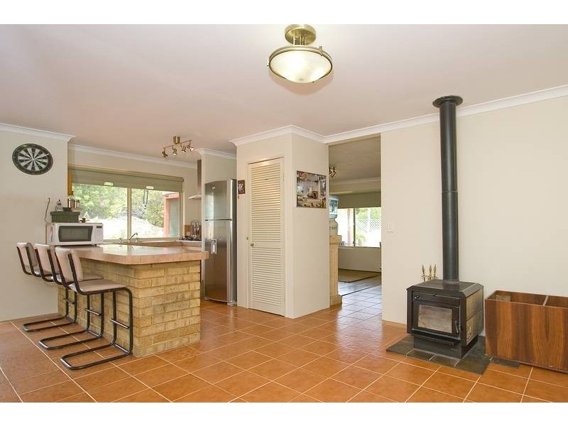 12 Frigate Crescent, Yanchep WA 6035