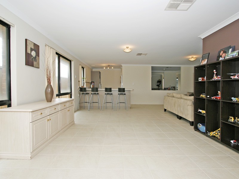 2 Colmworth Way, Butler WA 6036