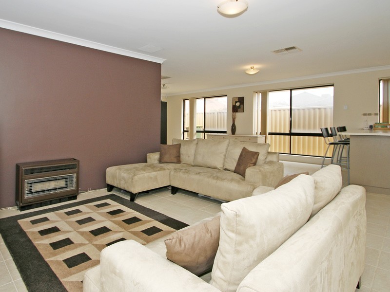 2 Colmworth Way, Butler WA 6036