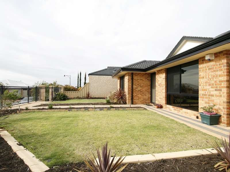 2 Colmworth Way, Butler WA 6036