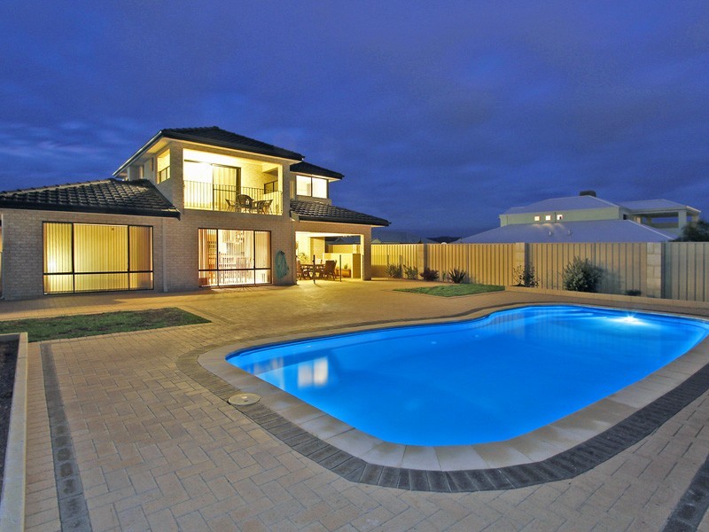 43 Seaspray Crescent, Jindalee WA 6036