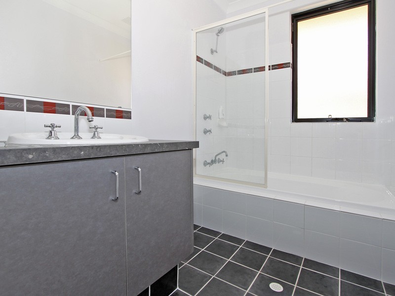 20 Randstone Parade, Butler WA 6036