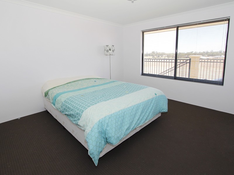 20 Randstone Parade, Butler WA 6036