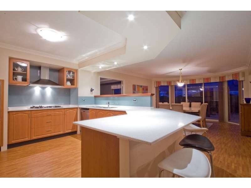 8 Manta Pass, Mindarie WA 6030