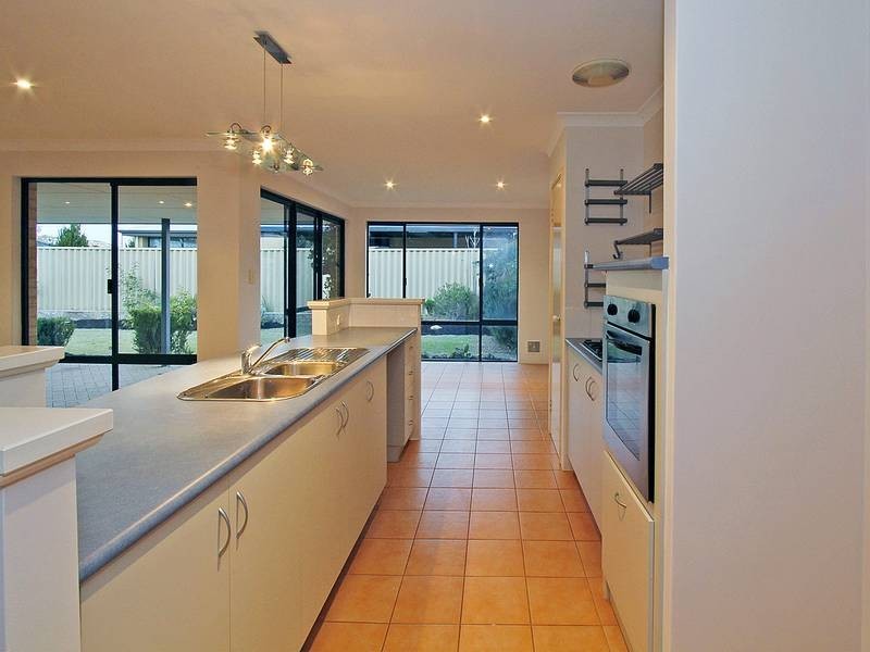 7 Alveley Loop, Butler WA 6036