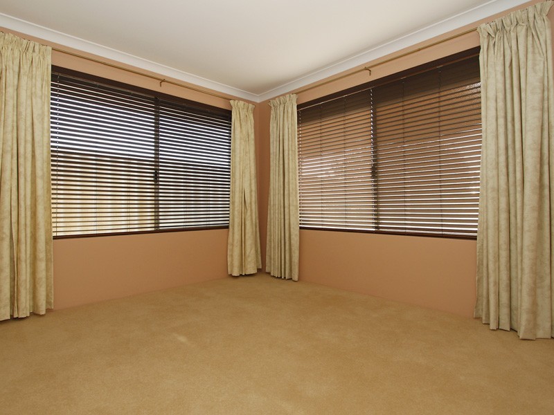 12 Frangista Road, Butler WA 6036