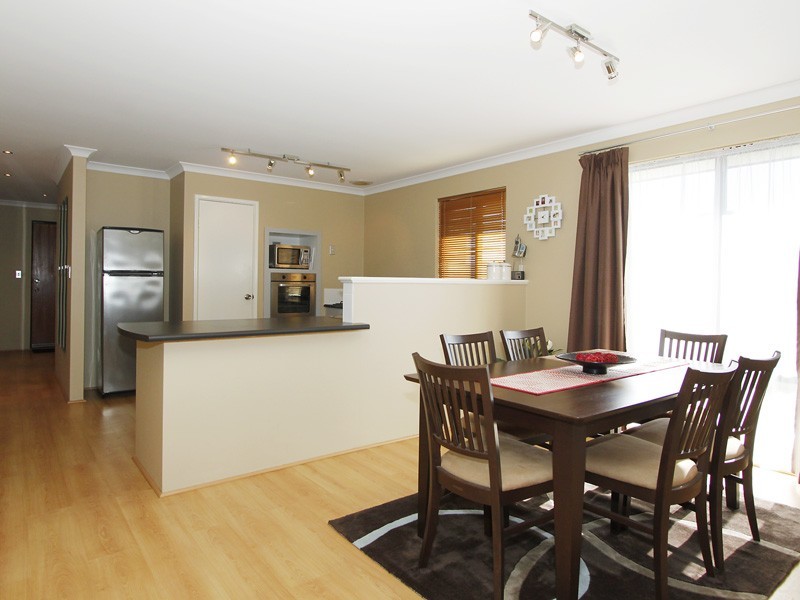 21 Bramshott Approach, Butler WA 6036