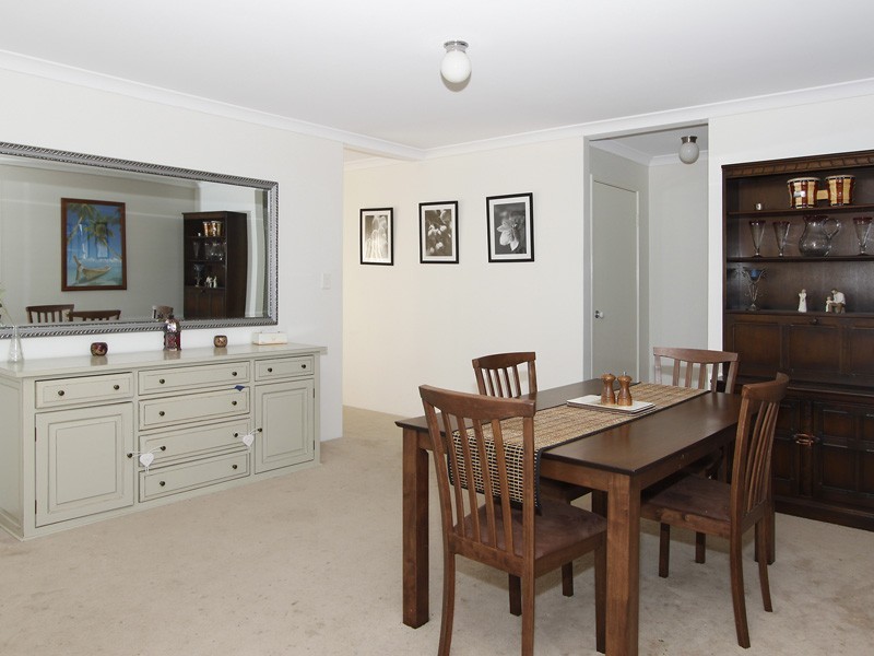 18 Amersham Crescent, Butler WA 6036