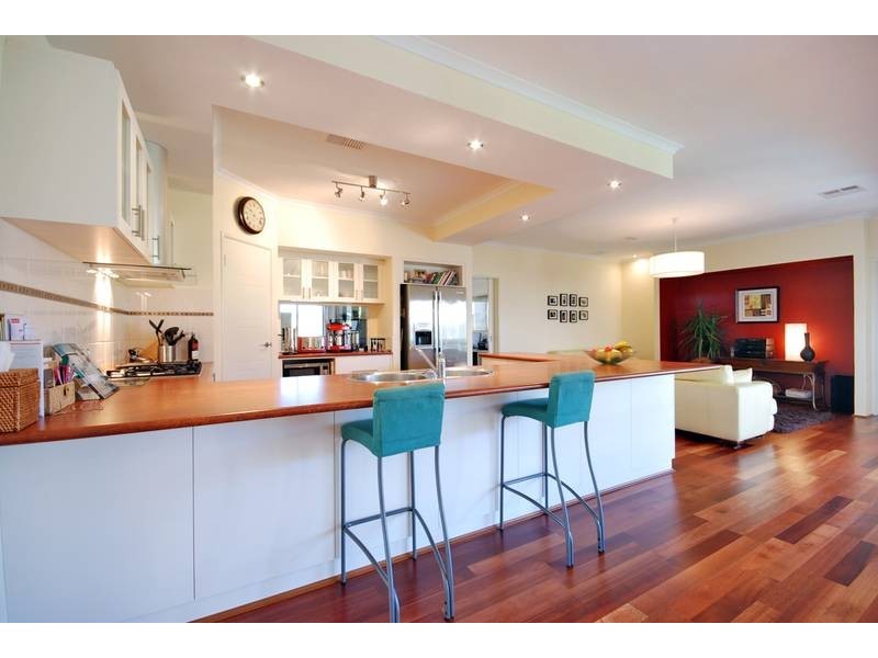 45 Ammanford Crescent, Butler WA 6036