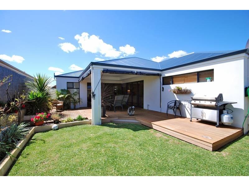 45 Ammanford Crescent, Butler WA 6036