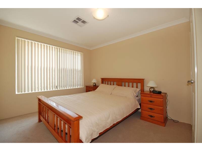 39 Ashbourne Avenue, Ridgewood WA 6030