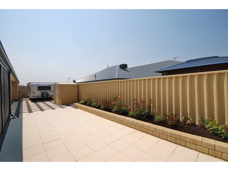 39 Ashbourne Avenue, Ridgewood WA 6030