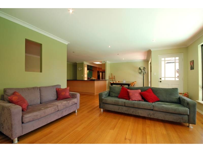 7 Gilmerton Way, Greenwood WA 6024