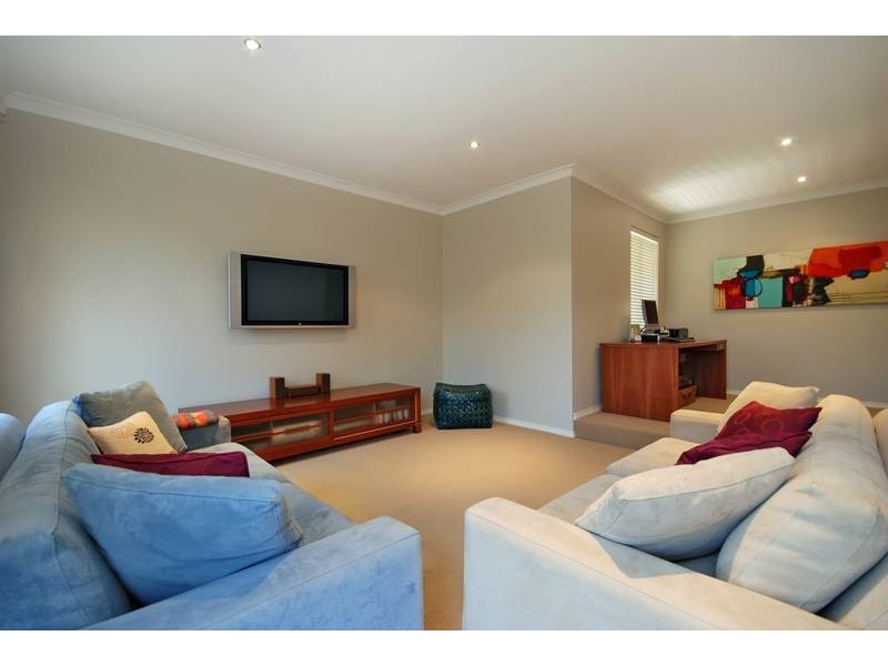 7 Gilmerton Way, Greenwood WA 6024