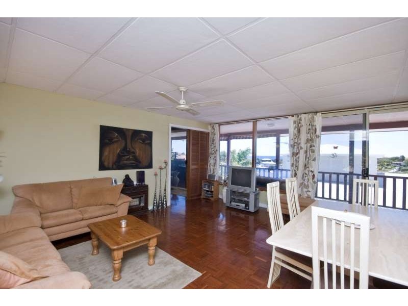 62 Mindarie Drive, Quinns Rocks WA 6030