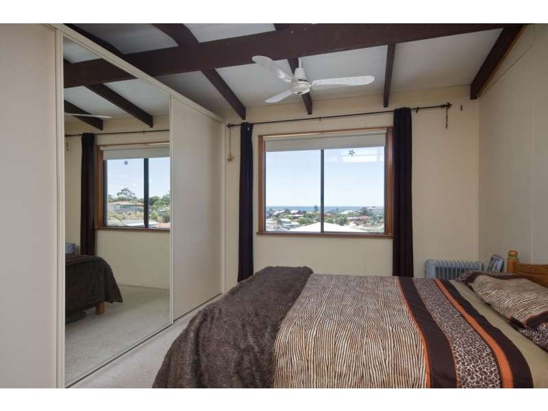 62 Mindarie Drive, Quinns Rocks WA 6030