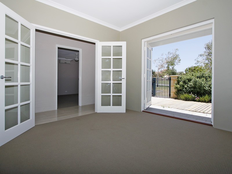 9 Argosy Lane, Jindalee WA 6036