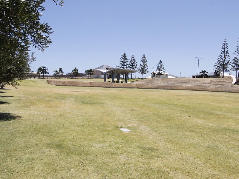 9 Argosy Lane, Jindalee WA 6036