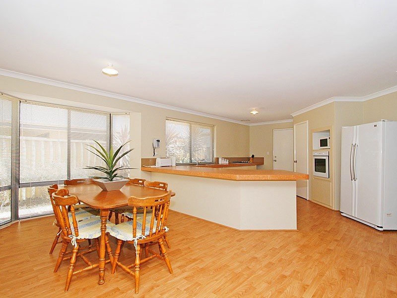 10 Clitheroe Way, Butler WA 6036