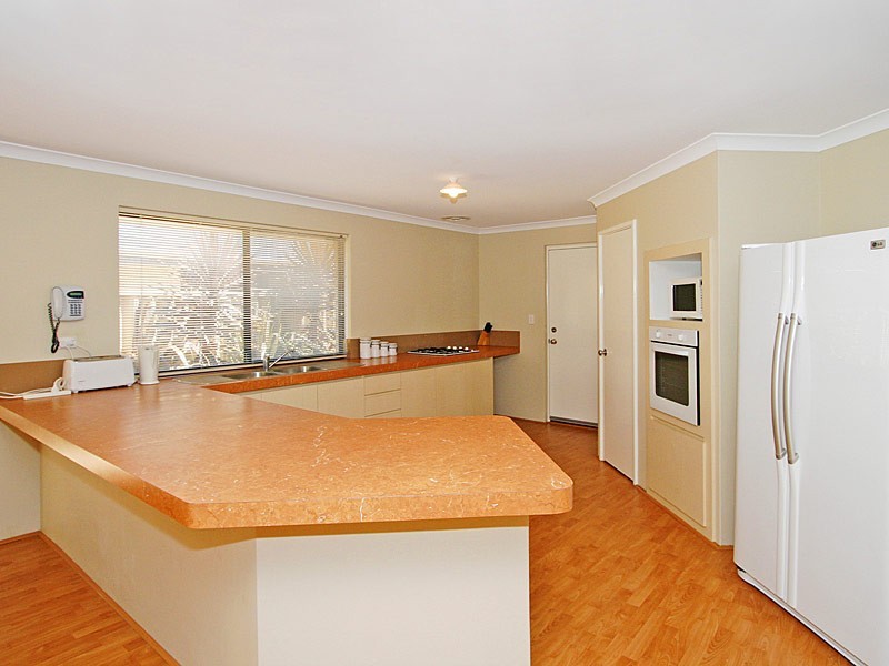 10 Clitheroe Way, Butler WA 6036