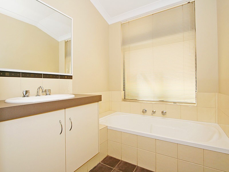 10 Clitheroe Way, Butler WA 6036