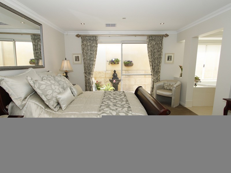 12 Halyard Road, Jindalee WA 6036