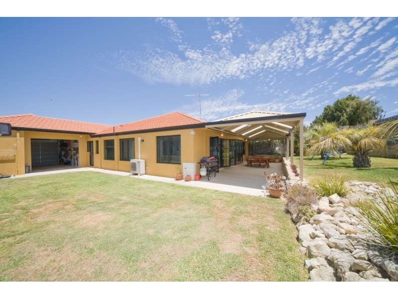 60 Cristobal Crescent, Mindarie WA 6030