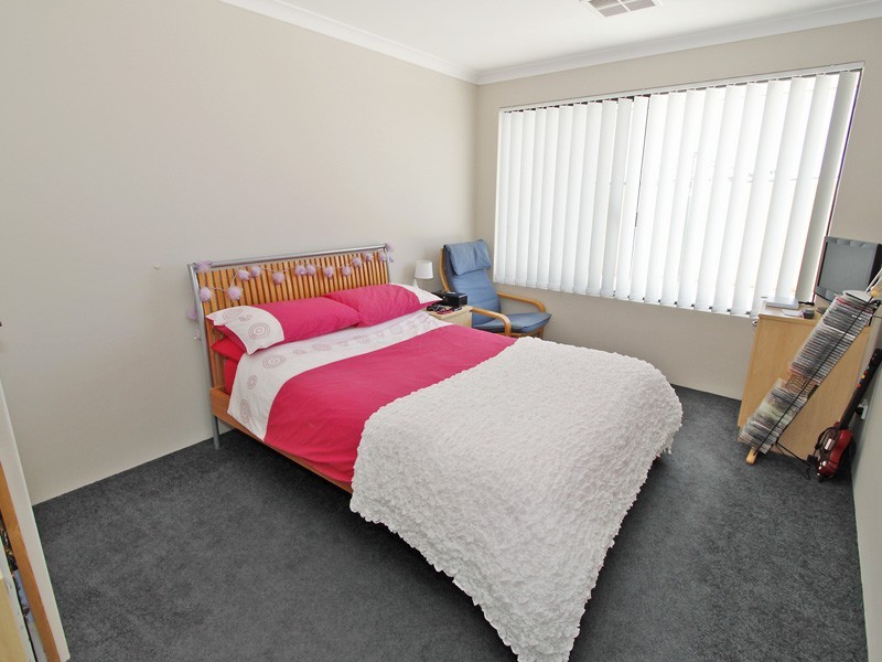 37 Huntly Ave, Butler WA 6036