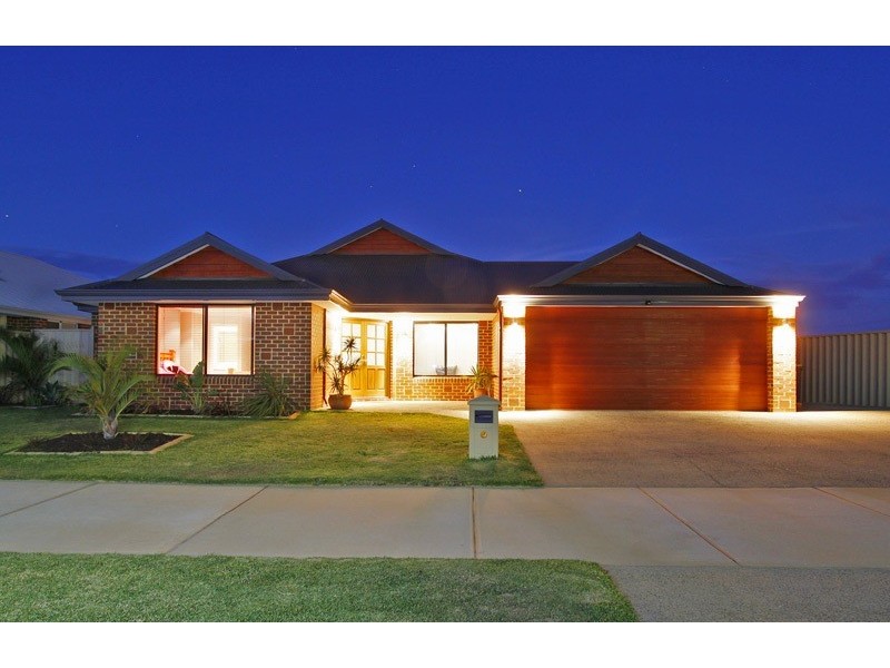 17 Beachwood Crescent, Butler WA 6036