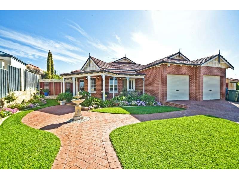 11 Halifax Boulevard, Mindarie WA 6030
