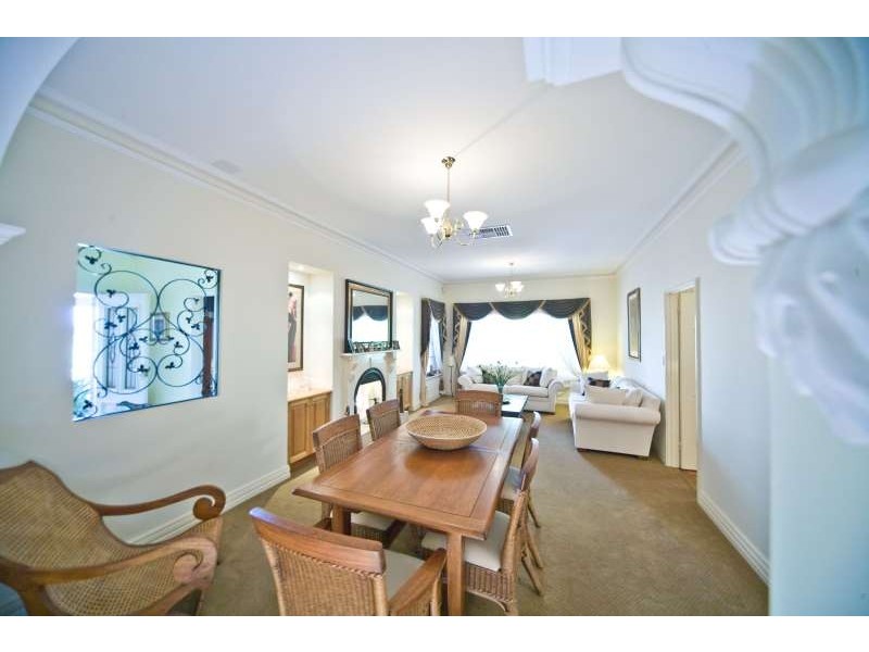 11 Halifax Boulevard, Mindarie WA 6030