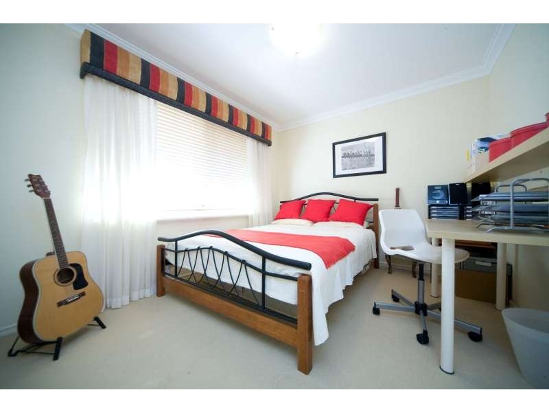 11 Halifax Boulevard, Mindarie WA 6030