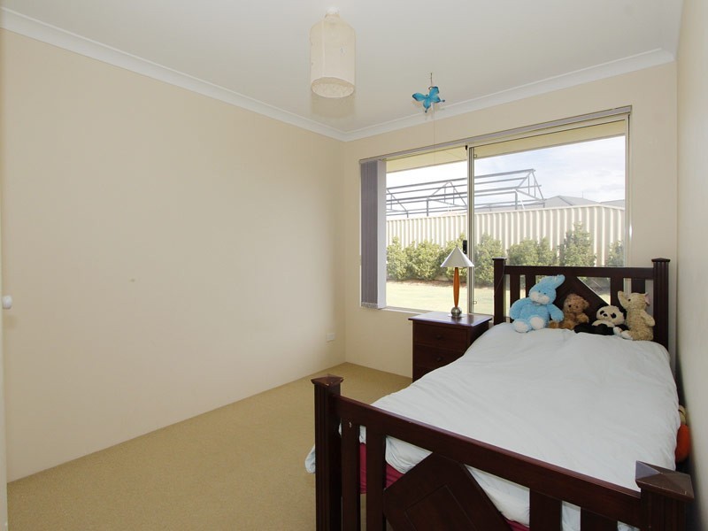 6 Upham Brace, Butler WA 6036