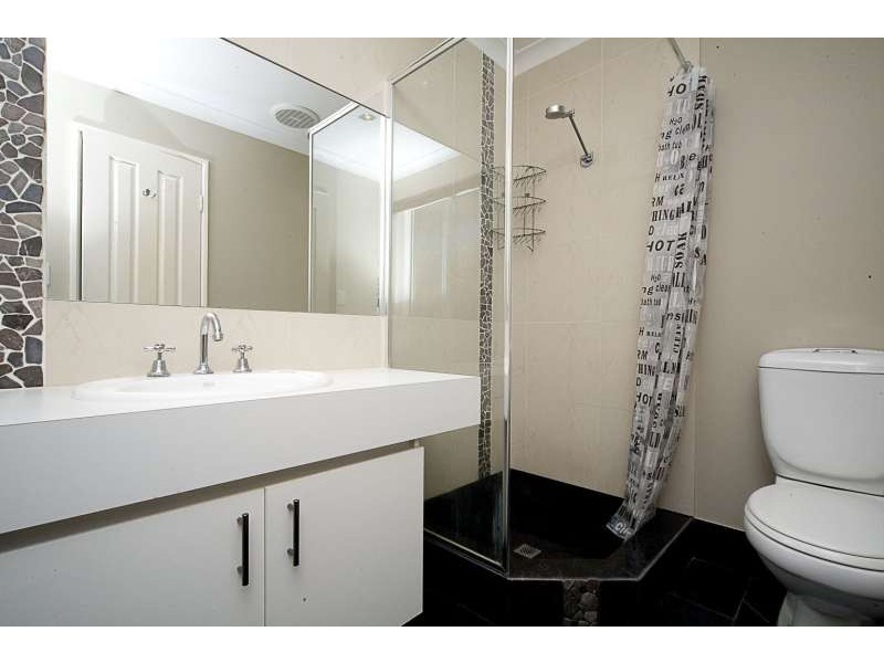 16 Shoalwater Pkwy, Iluka WA 6028